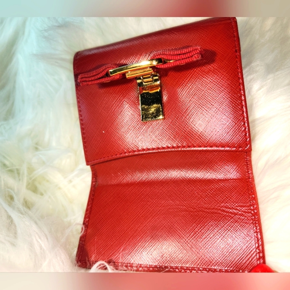 Salvatore Ferragamo Vara Wallet (1-13-A136) - Picture 2 of 16